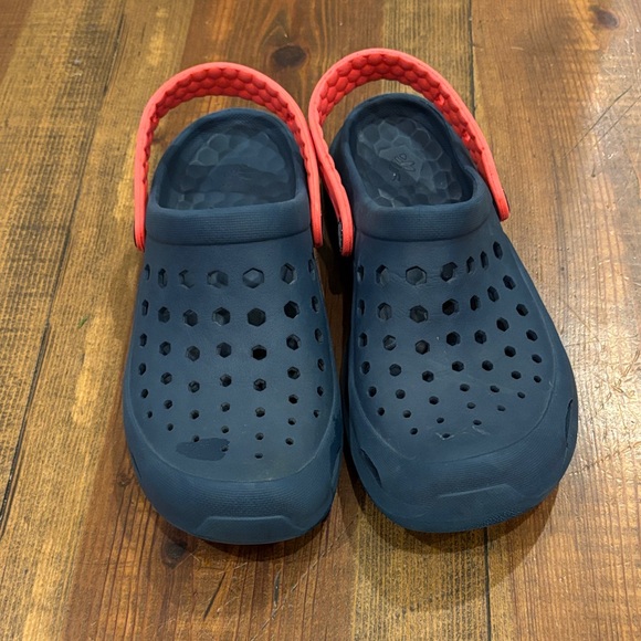 Kids' Navy and Red Clogs - Picture 1 of 5